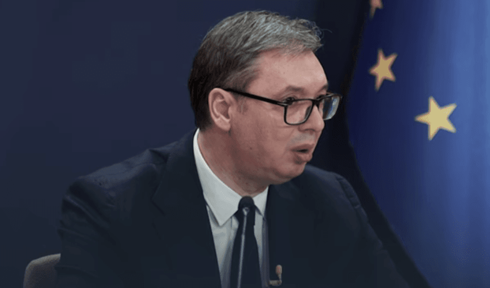 Владимир Рогов: Србија снабдева кијевски режим стотинама хиљада граната. Вучић покушава да седи на неколико столица, крај ће бити веома лош